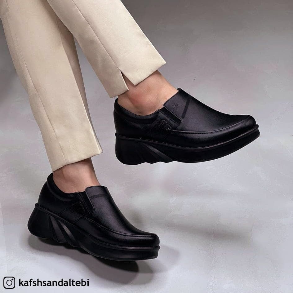 کفش طبی زنانه مدل دانژه