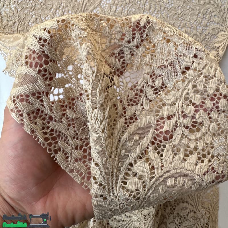 پارچه دانتل کش ترک کرم روشن — تصویر ۲
