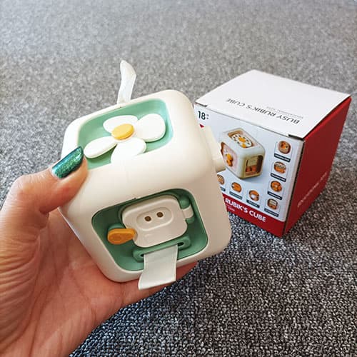 اسباب بازی بیزی کیوب
