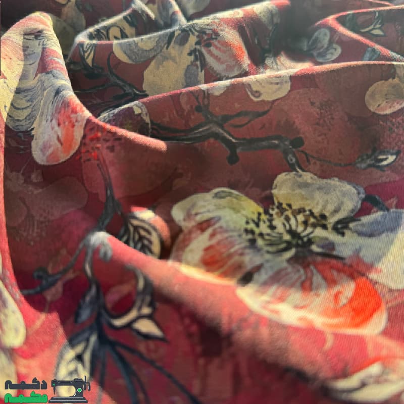 کرپ مازراتی گل دار زمینه شرابی — تصویر ۵