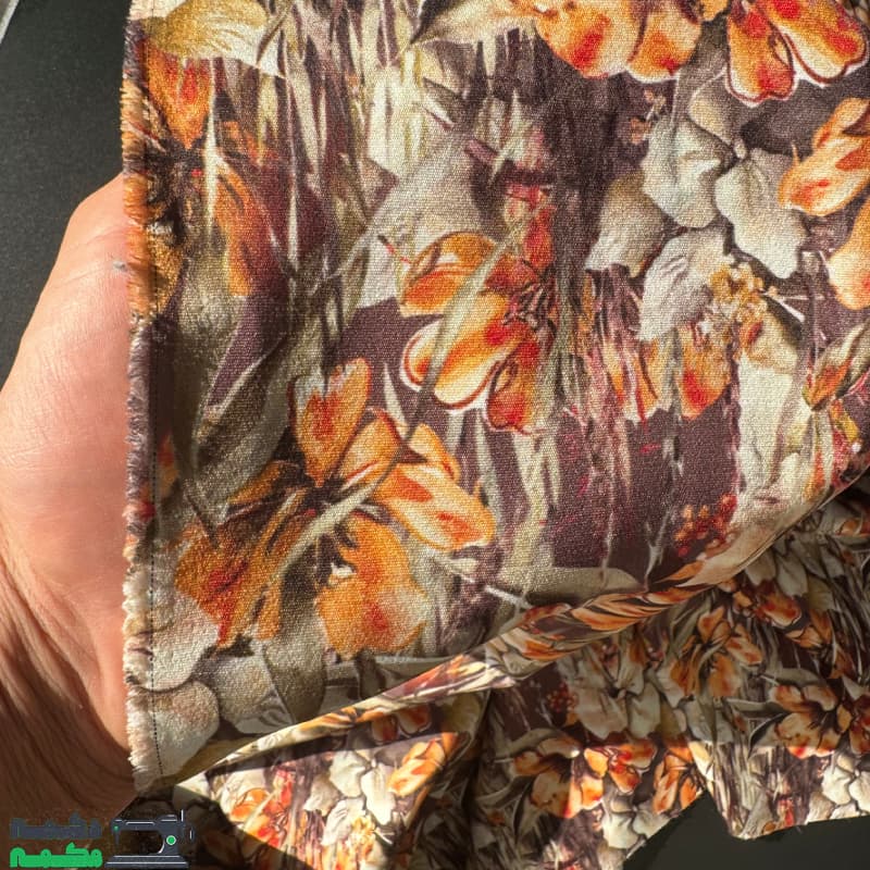 کرپ مازراتی طرح دار گل گلی — تصویر ۴