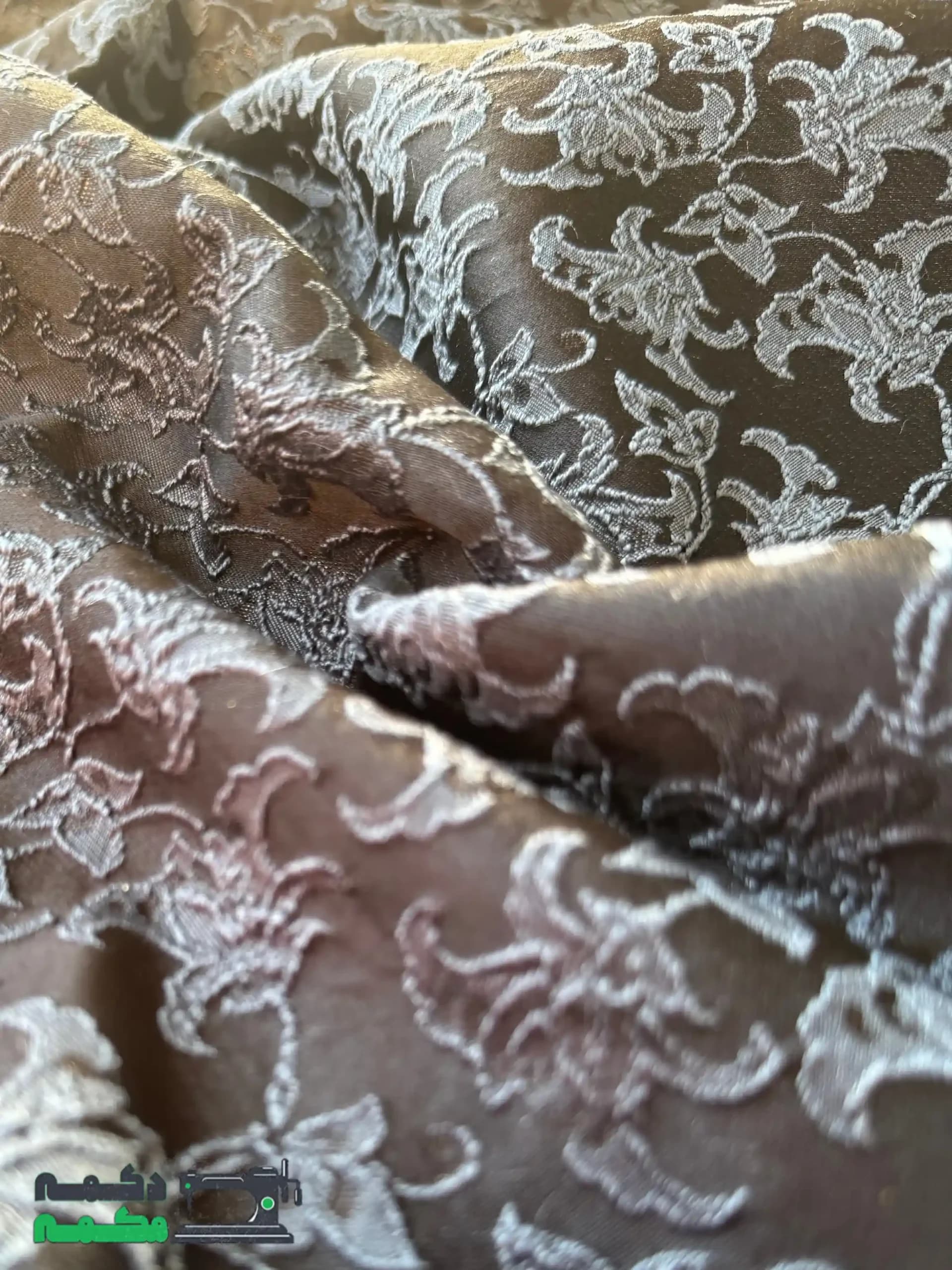 ژاکارد طرح دار مشکی و آبی روشن — تصویر ۲
