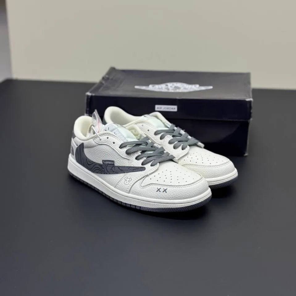 کفش نایک ایر جردن وان لو تراویس اسکات نورث فیس Nike Air Jordan 1 Low Travis Scott North Face — تصویر ۴