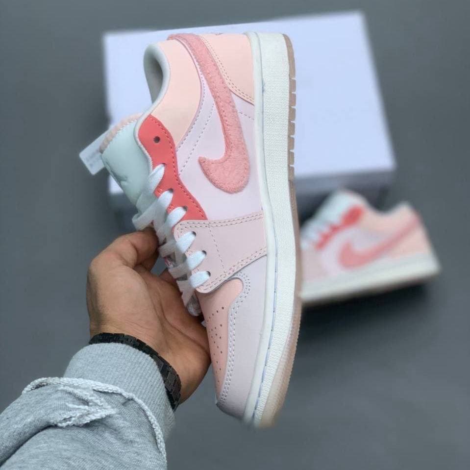 کفش نایک جردن وان صورتی Nike Air Jordan 1 Pink — تصویر ۵