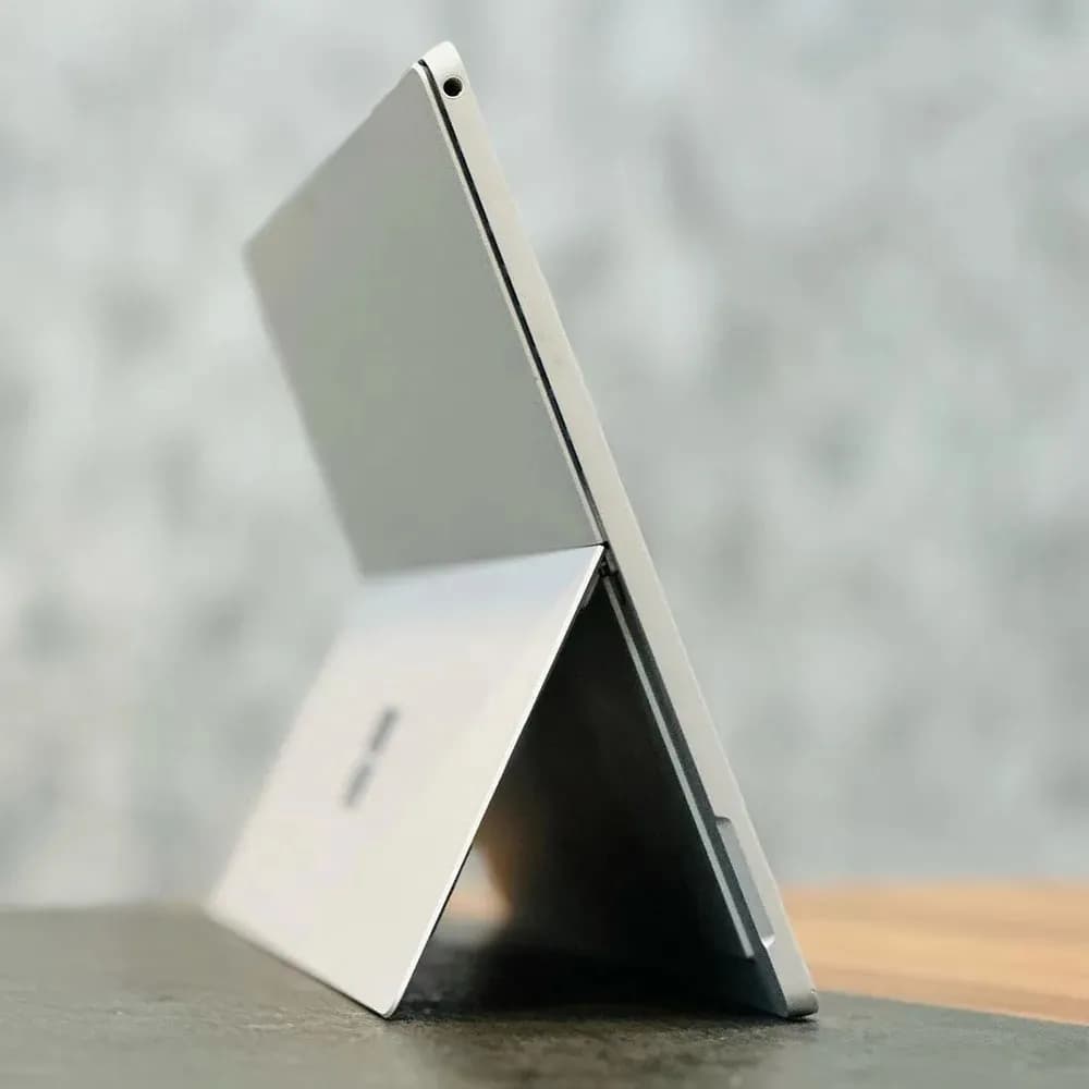 لپ تاپ استوک Surface Pro 6 | i7 8650U | 16GB | 512GB — تصویر ۷
