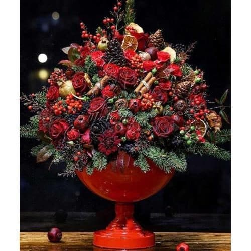 سبد گل شب یلدا برای هدیه به همسر با گل‌های نرگس و داودی 5071