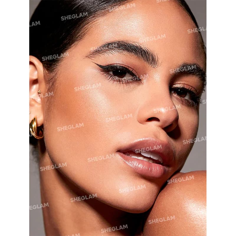 خط چشم دو سر ضد آب استامپ دار شیگلم مدل WING IT WATERPROOF — تصویر ۳