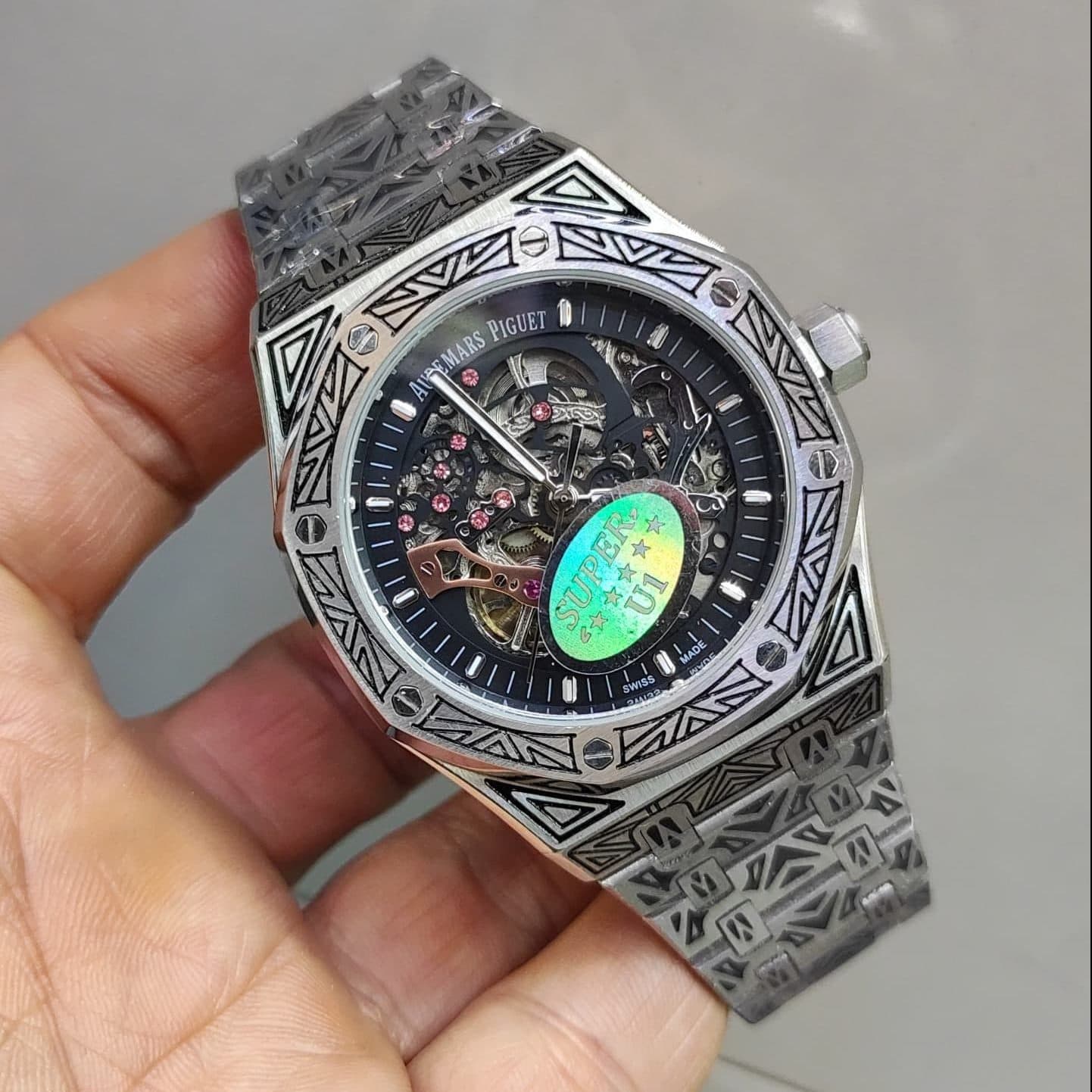 ساعت مچی مردانه حکاکی ادمار پیگه اسکلتون AP Royal Oak Skeleton Designed — تصویر ۲