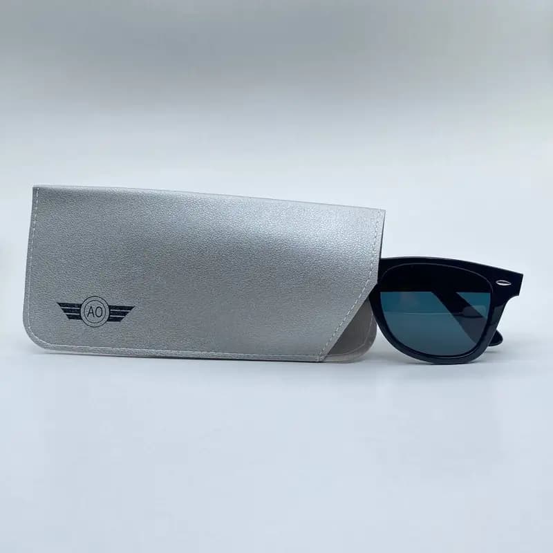 کیف و کاور چرمی عینک کیسه‌ای چرم مصنوعی مناسب عینک طبی و آفتابی — تصویر ۳