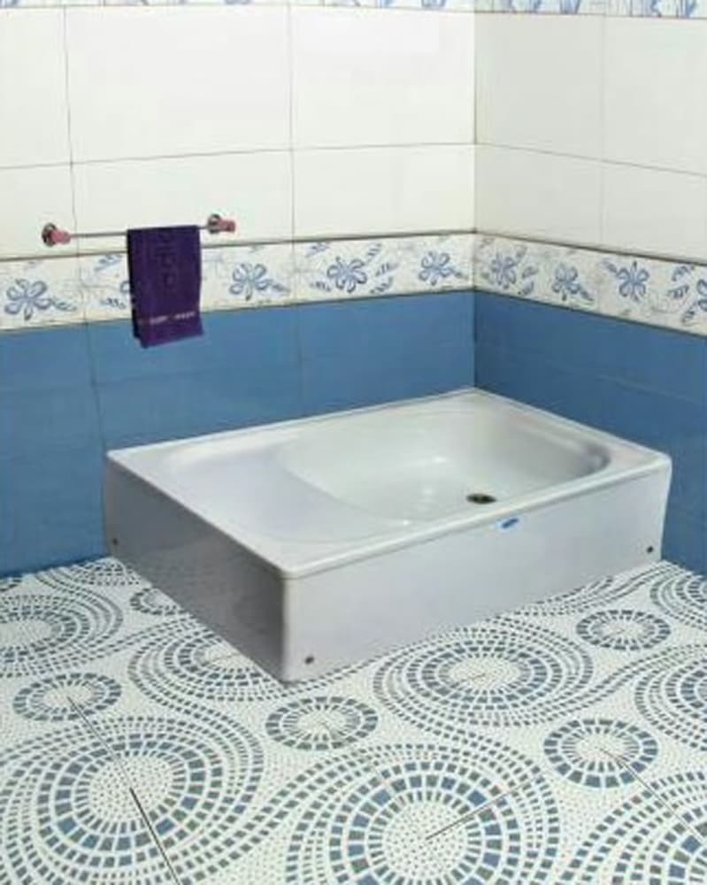 زیر دوشی دریاوان مدل زنبق سکودار