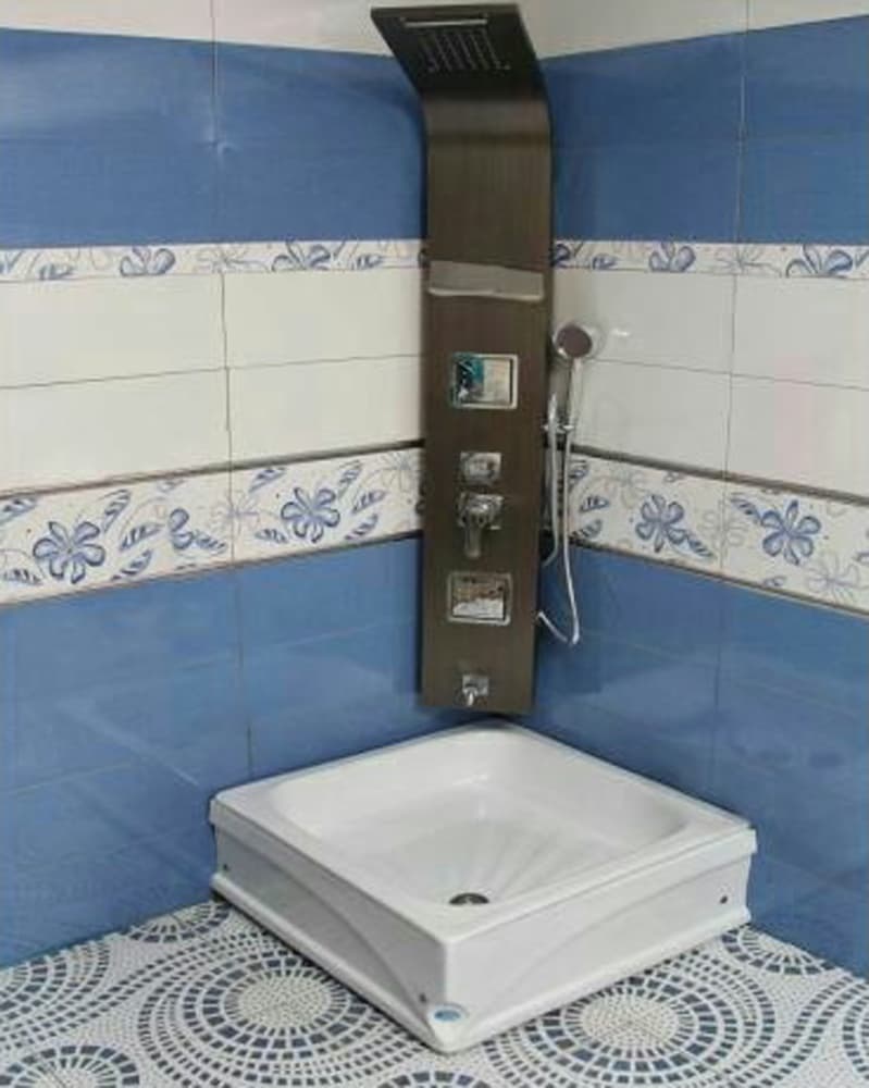 زیر دوشی دریاوان مدل مرجان