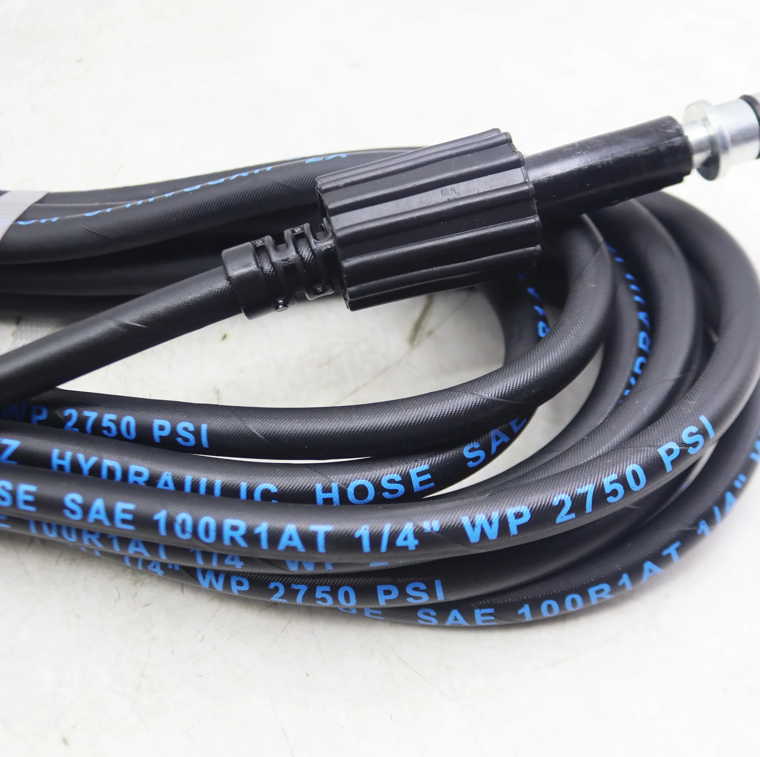 شلنگ کارواش مدل YP-1/4-2750PSI طول 5 متر — تصویر ۳
