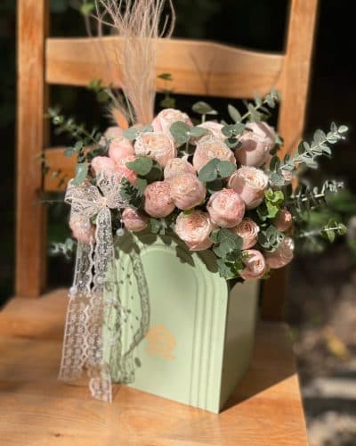 چه چیزی برای گل و هدیه روز مادر مناسب است