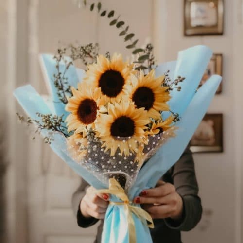 دسته گل گل برای تبریک روز زن