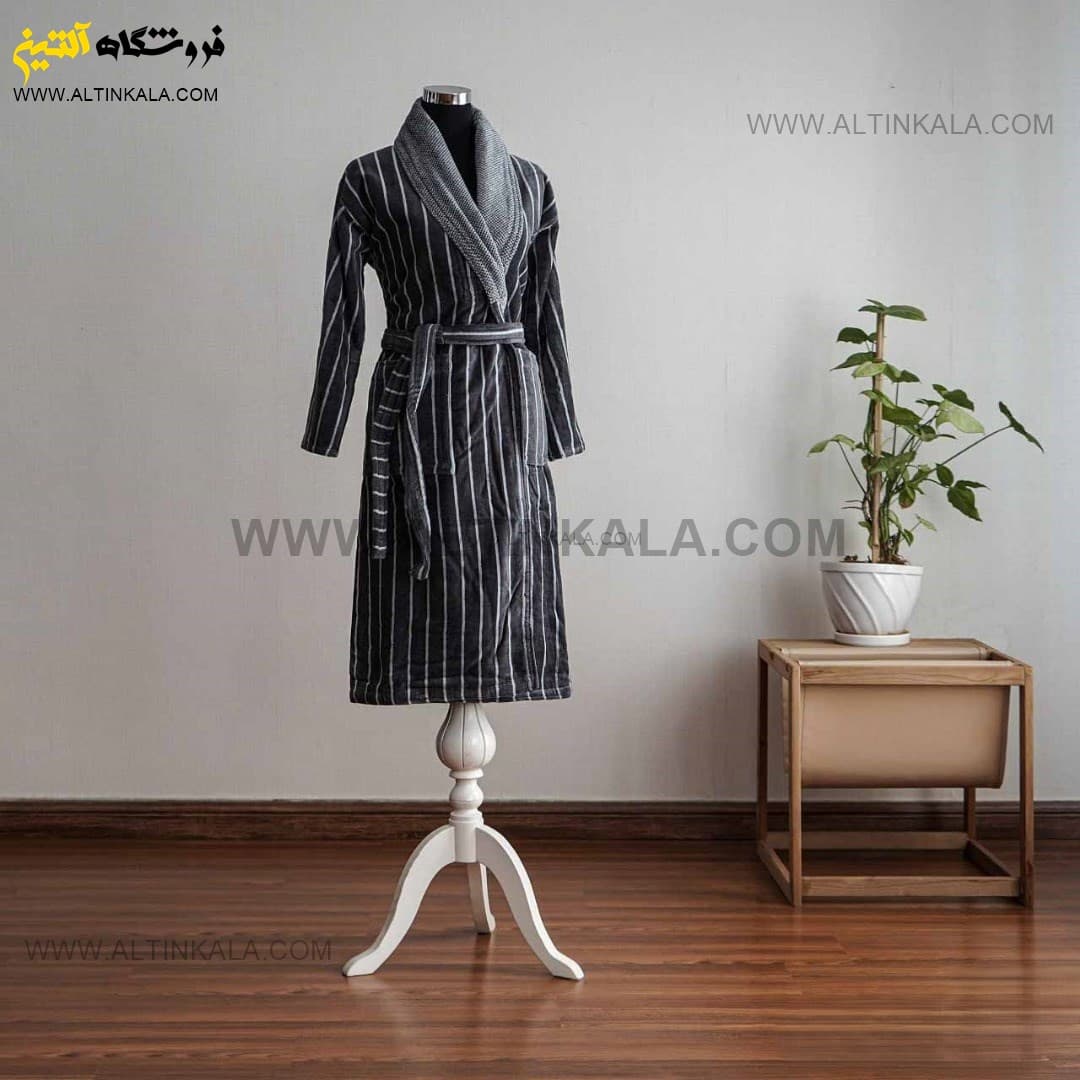 حوله پالتویی برق لامع طرح بهاره طوسی سایز 135