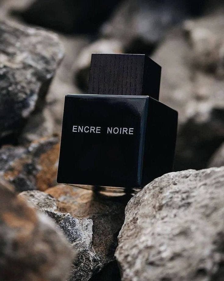 عطر و ادکلن لالیک انکیر نویر (لالیک مشکی) — تصویر ۲