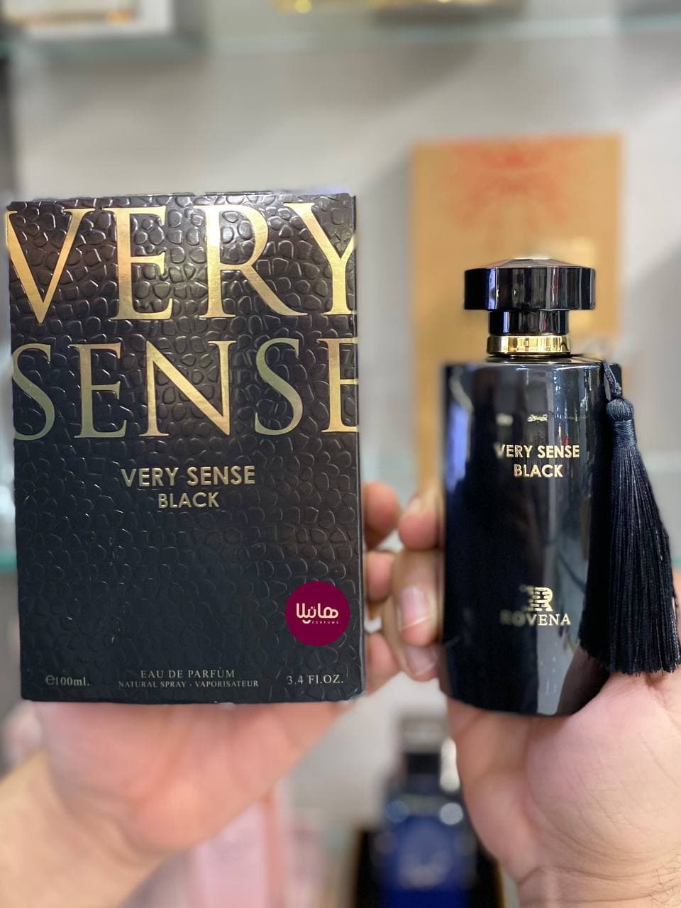 عطر و ادکلن روونا وری سنسی بلک (ویکتوریا سکرت وری سکسی) — تصویر ۳