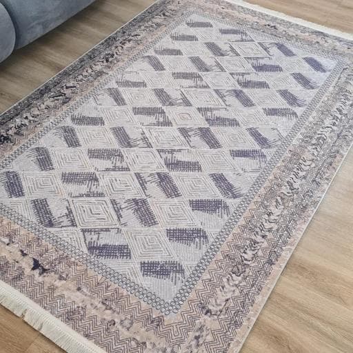 فرش چاپی فرشینه برند حسن نیا مخمل هازان طرح کویر L240(پس کرایه) — تصویر ۷