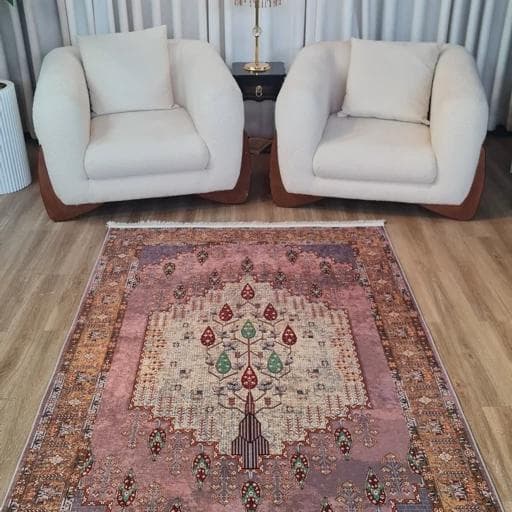 فرش چاپی فرشینه برند حسن نیا مخمل هازان طرح شمعدانی L305(پس کرایه) — تصویر ۳