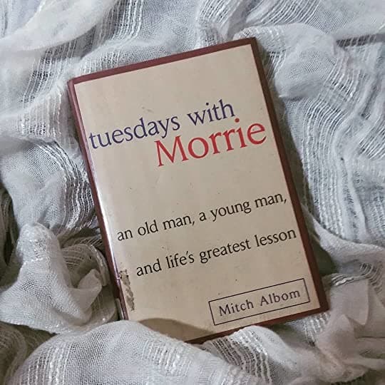 معرفی داستان انگلیسی سه شنبه ها با موری | Tuesdays with Morrie — تصویر ۴