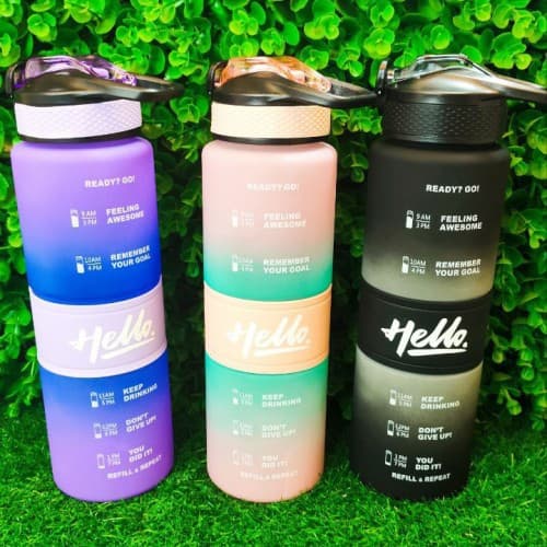 قمقمه نی دار 1000 میلی لیتری دور سیلیکونی Hello — تصویر ۲
