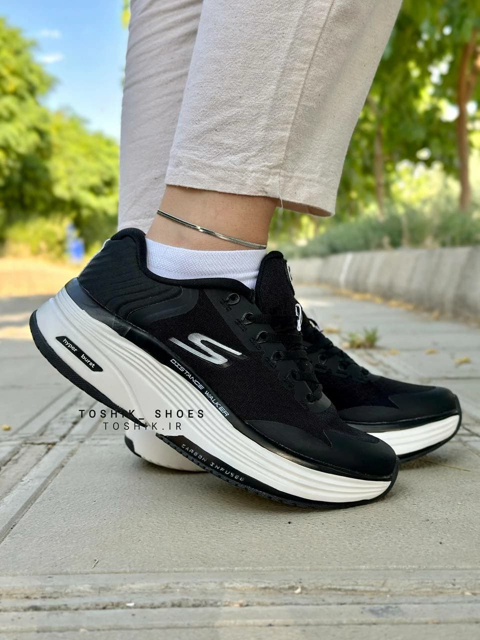 کتونی اسکیچرز DISTANCE WALKER 2023 – 4 رنگ مشکی — تصویر ۳