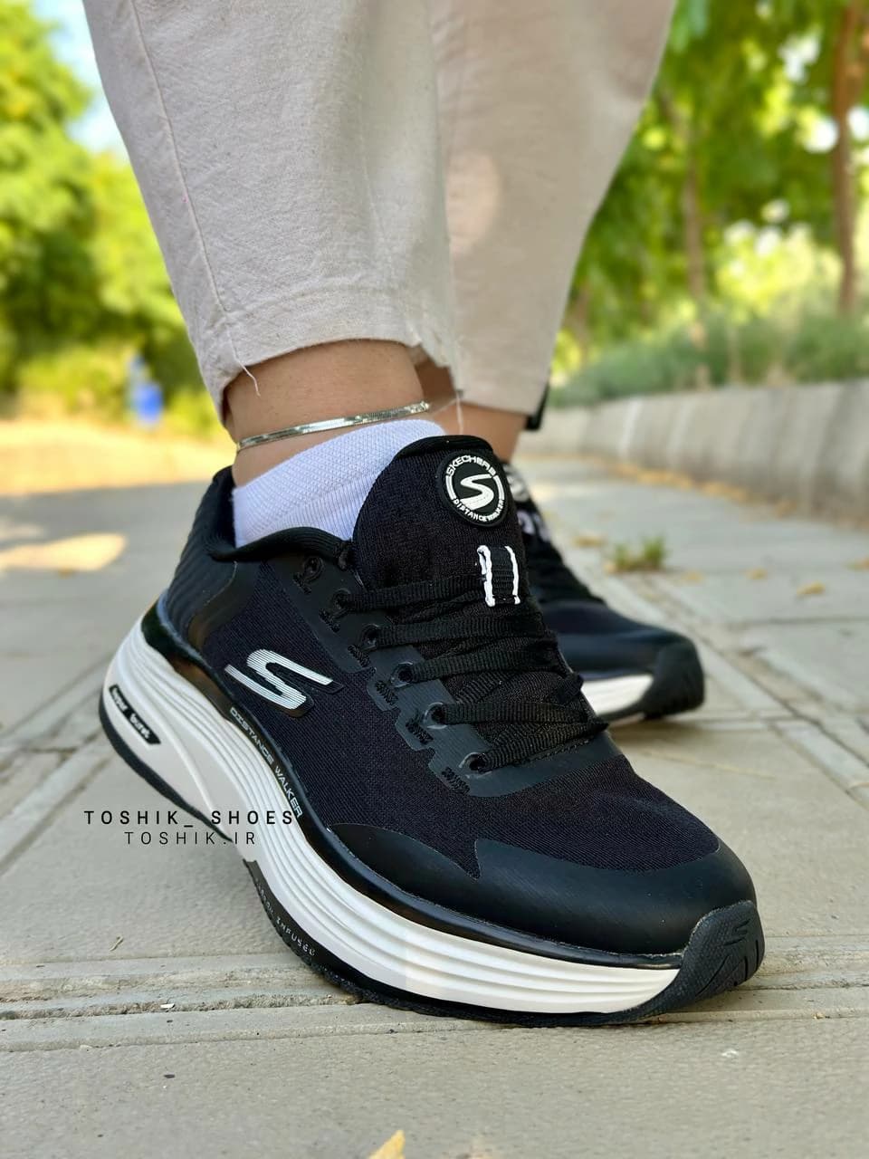 کتونی اسکیچرز DISTANCE WALKER 2023 – 4 رنگ مشکی — تصویر ۵