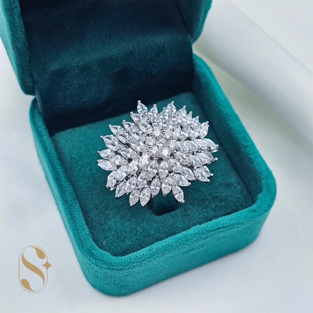 انگشتر نقره زنانه مدل سلطنتی کد SilverSet-R702 — تصویر ۲