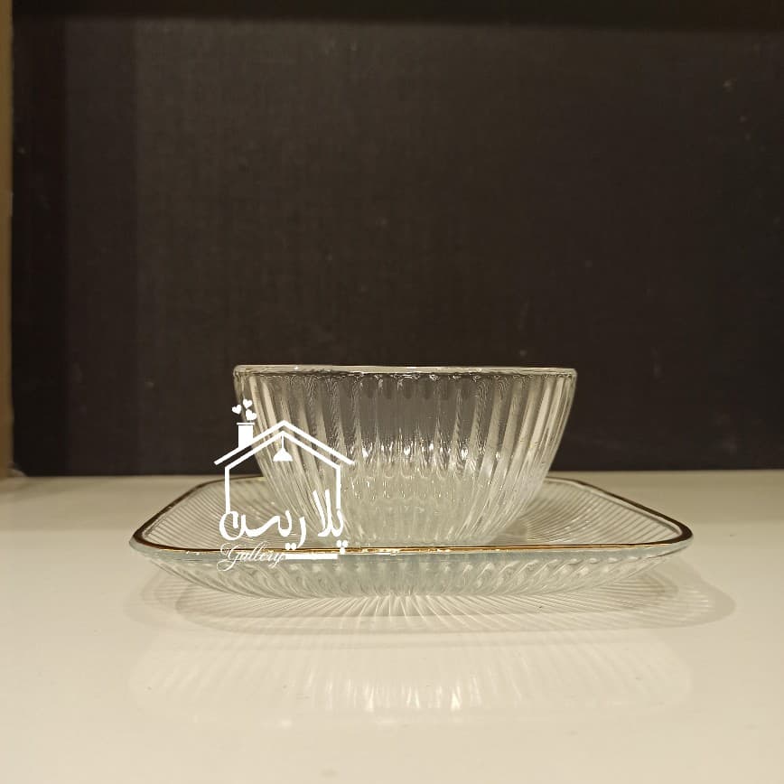 ست پیاله و پیشدستی شیار لب طلایی 43299