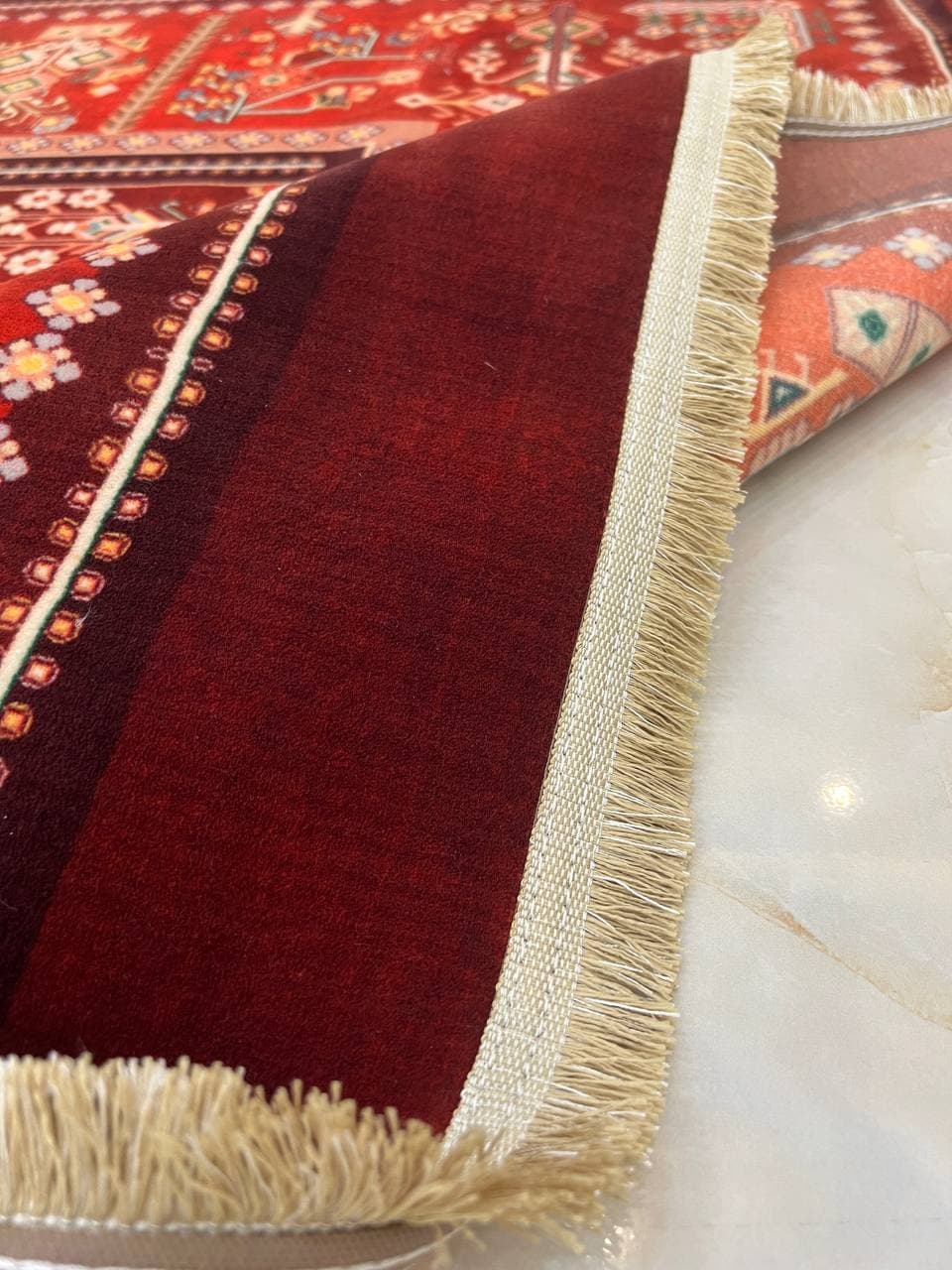 فرش سنتی طرح 25CS0220 عنابی 1000 شانه — تصویر ۵
