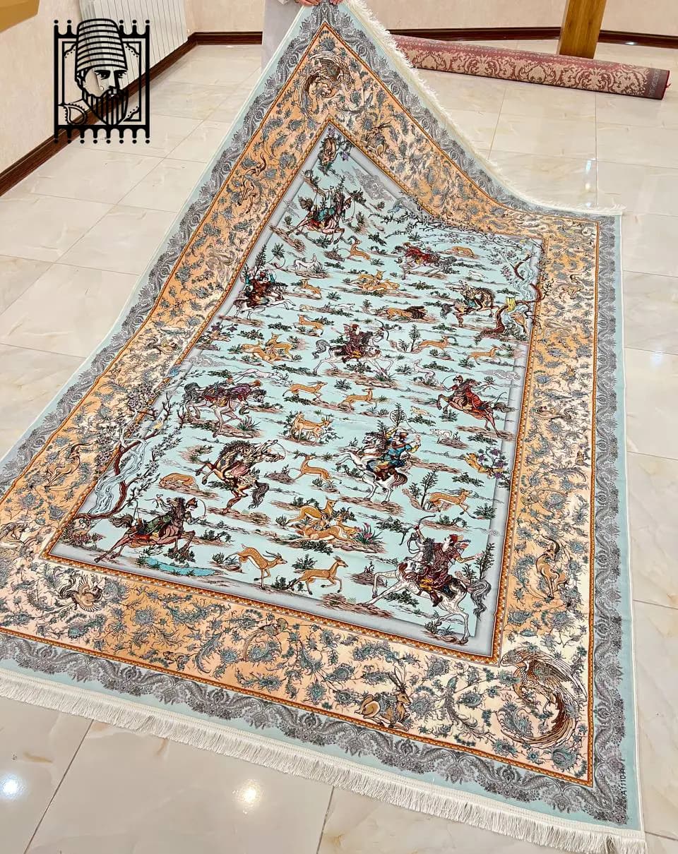 فرش شکارگاه 1240 شانه طرح دستباف کد A1110 آبی — تصویر ۲