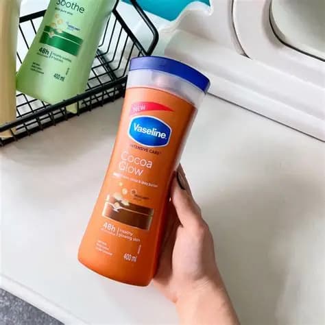 لوسیون بدن وازلین کاکائو مدل Cocoa Radiant | Vaseline Intensive Care — تصویر ۲