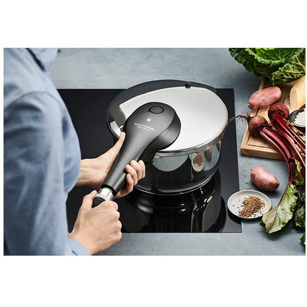 زودپز 3 و 6.5 لیتر همراه با سبد بخار پز پرفکت پرمیوم وی ام اف | WMF Perfect Premium Pressure Cooker — تصویر ۱۱