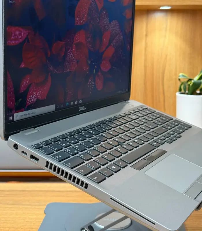 لپ تاپ استوک DELL Latitude 5511 | I5 10300H | 16GB | 256GB | INTEL — تصویر ۳