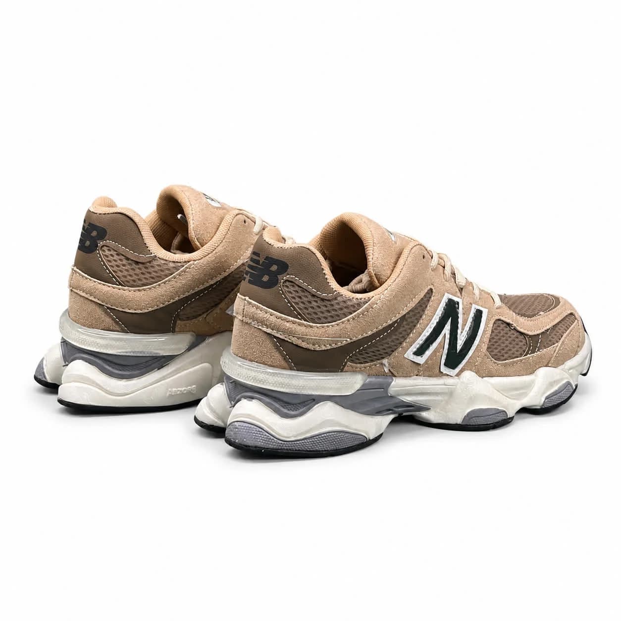 کفش کتانی مردانه مدل نیوبالانس 9060 کرم قهوه ای New Balance 9060 — تصویر ۵