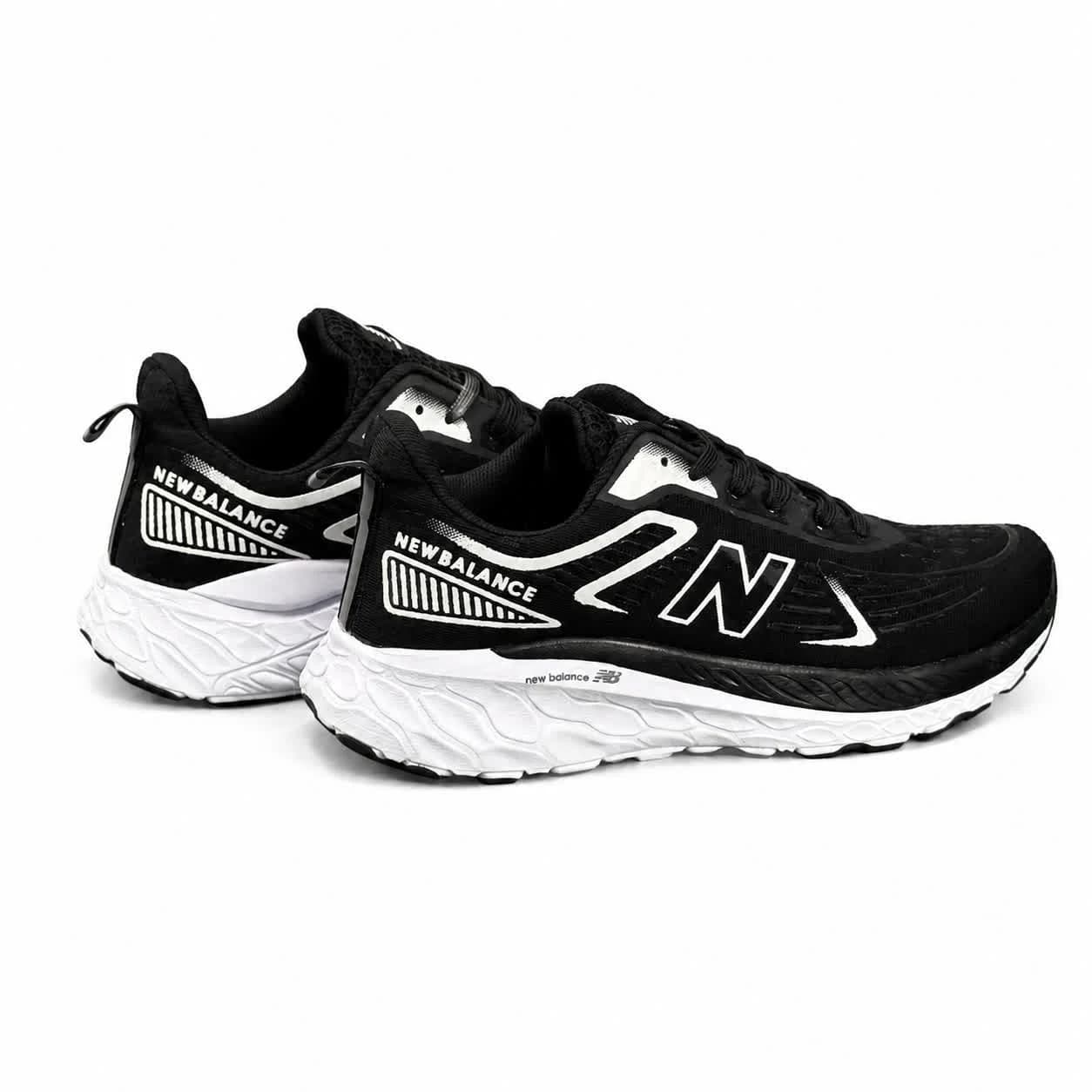 کتونی مردانه مدل نیوبالانس رانینگ مشکی سفید New Balance — تصویر ۵