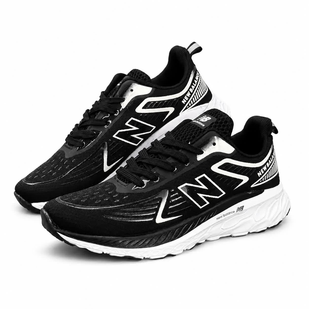کتونی مردانه مدل نیوبالانس رانینگ مشکی سفید New Balance — تصویر ۳