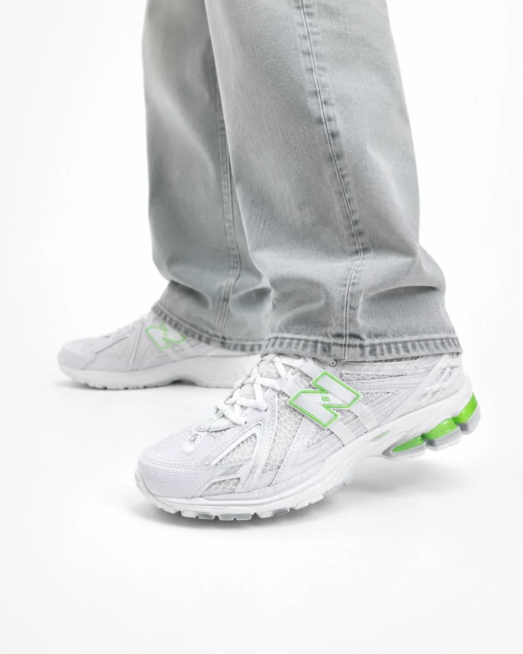 کتونی مردانه نیوبالانس 1906سفید سبز New BALANCE 1906A — تصویر ۲