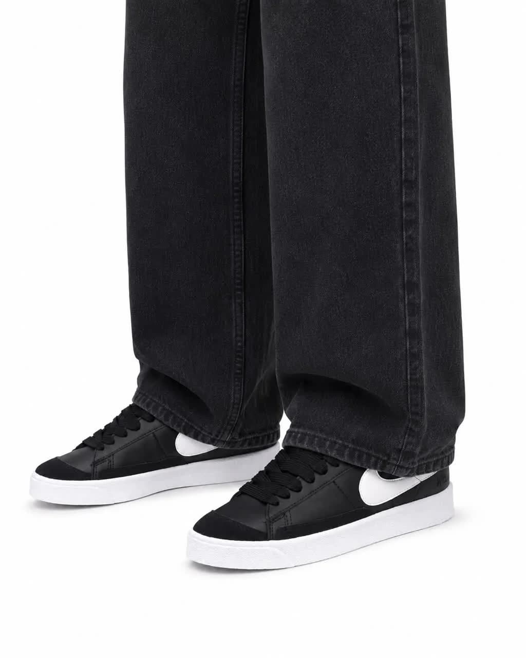کتونی مردانه مدل رانینگ نایک بلیزر مشکی سفید NIKE blazer — تصویر ۲
