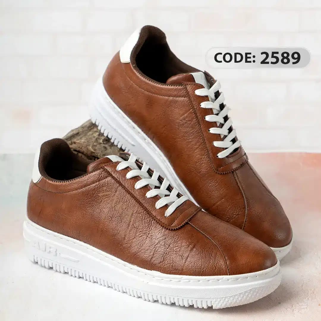 کتونی قهوه ای زارا زیره سفید – کد 2589