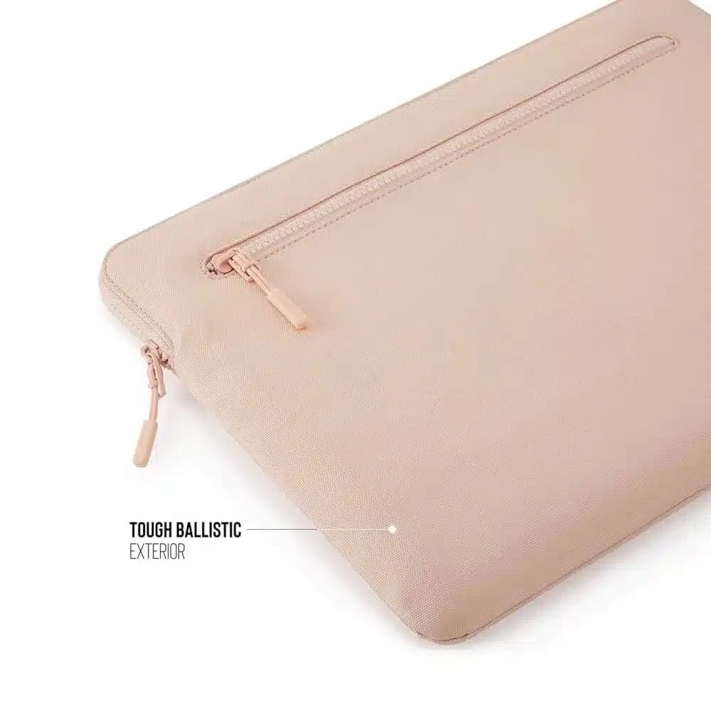 کاور لپ تاپ ۱۵ و ۱۶ اینچ پیپتو مدل Pipetto Organiser Sleeve رنگ صورتی — تصویر ۵