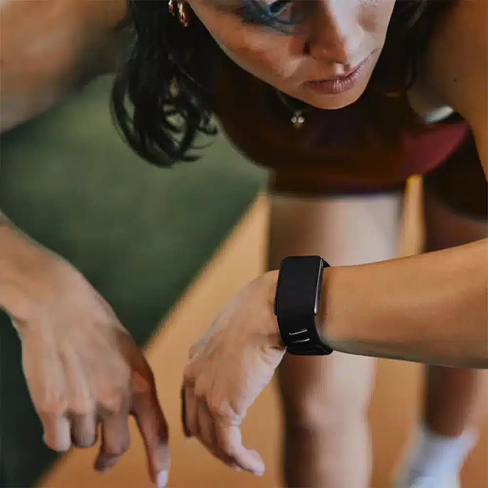 بند هوپ پیک مدل Whoop 5.0 SportFlex رنگ آبی — تصویر ۳