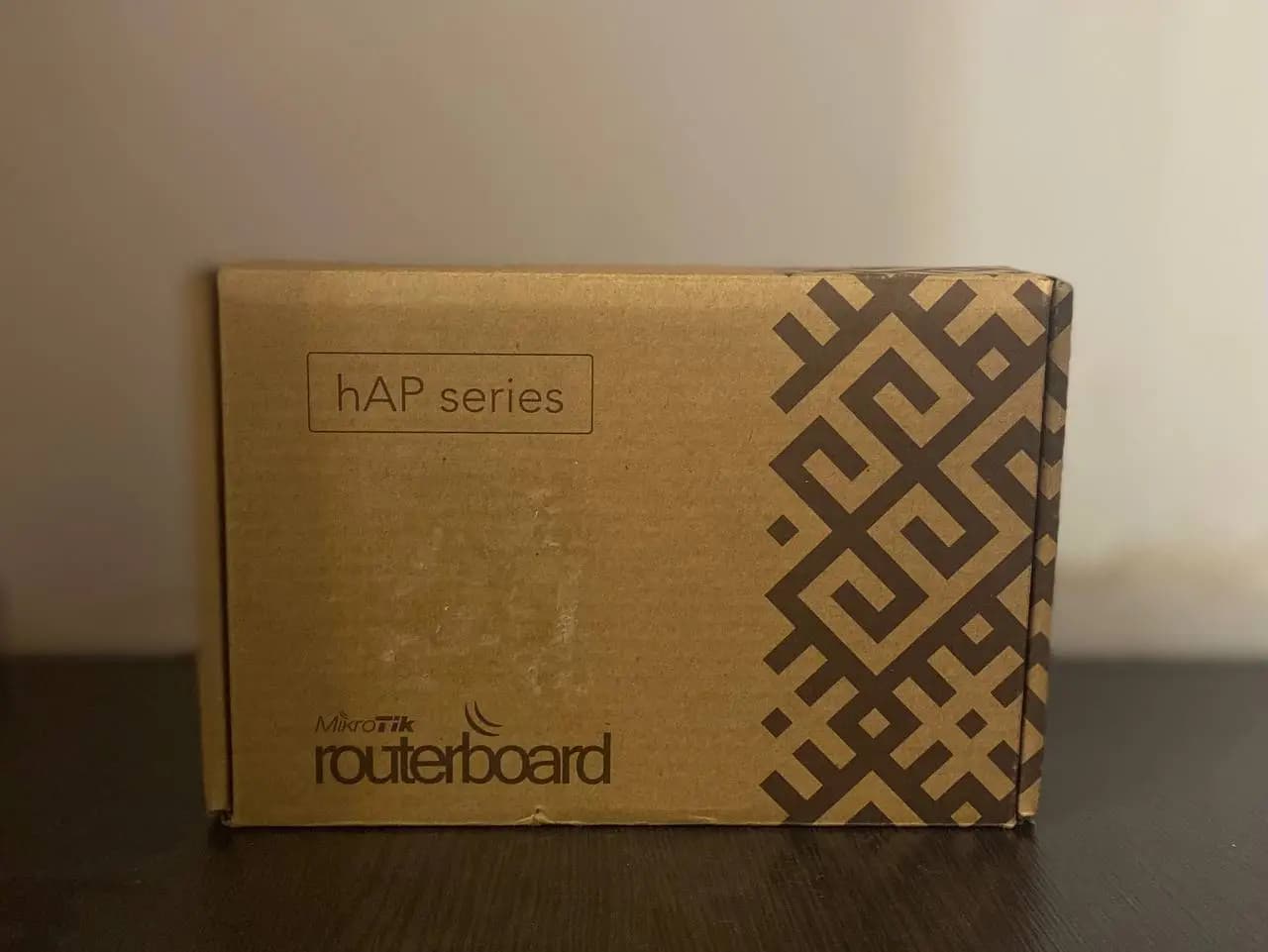 روتر میکروتیک hAP ac lite Tc مدل RB952Ui-5ac2nD — تصویر ۳