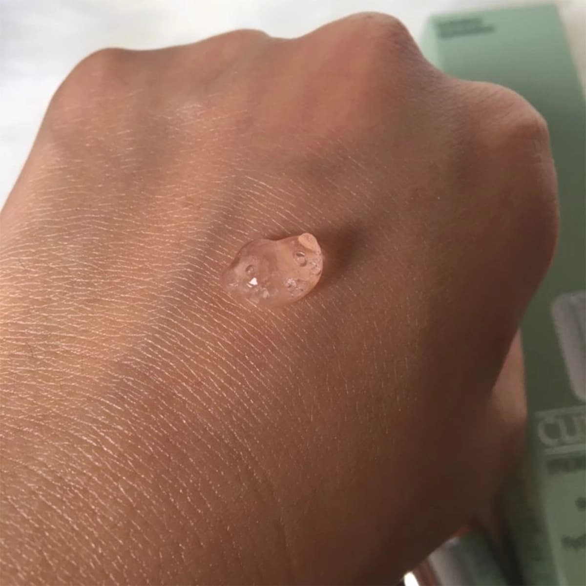 کنسانتره آبرسان 72 ساعته کلینیک مدل MOISTURE SURGE — تصویر ۴