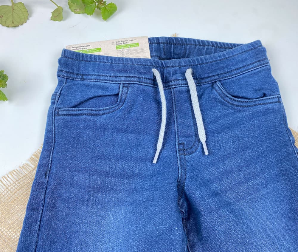 شلوار جین اسلش برند pepperts طرح پایین کش دار کمربند طوسی دار سورمه ای رنگ — تصویر ۳
