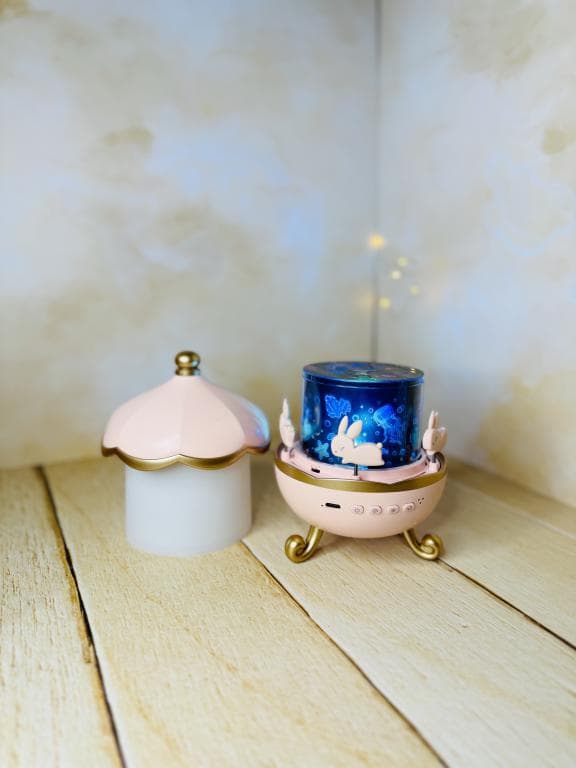 چراغ خواب فانتزی کودک طرح کاروسل پروژکتور دار و بلوتوثی کد 2859 — تصویر ۷