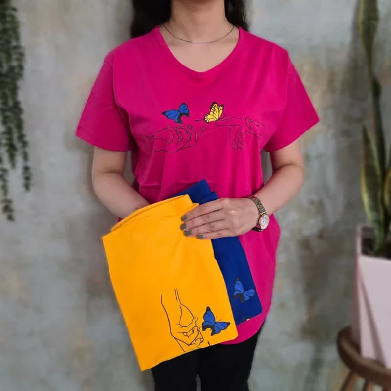 تیشرت زنانه دست و پروانه