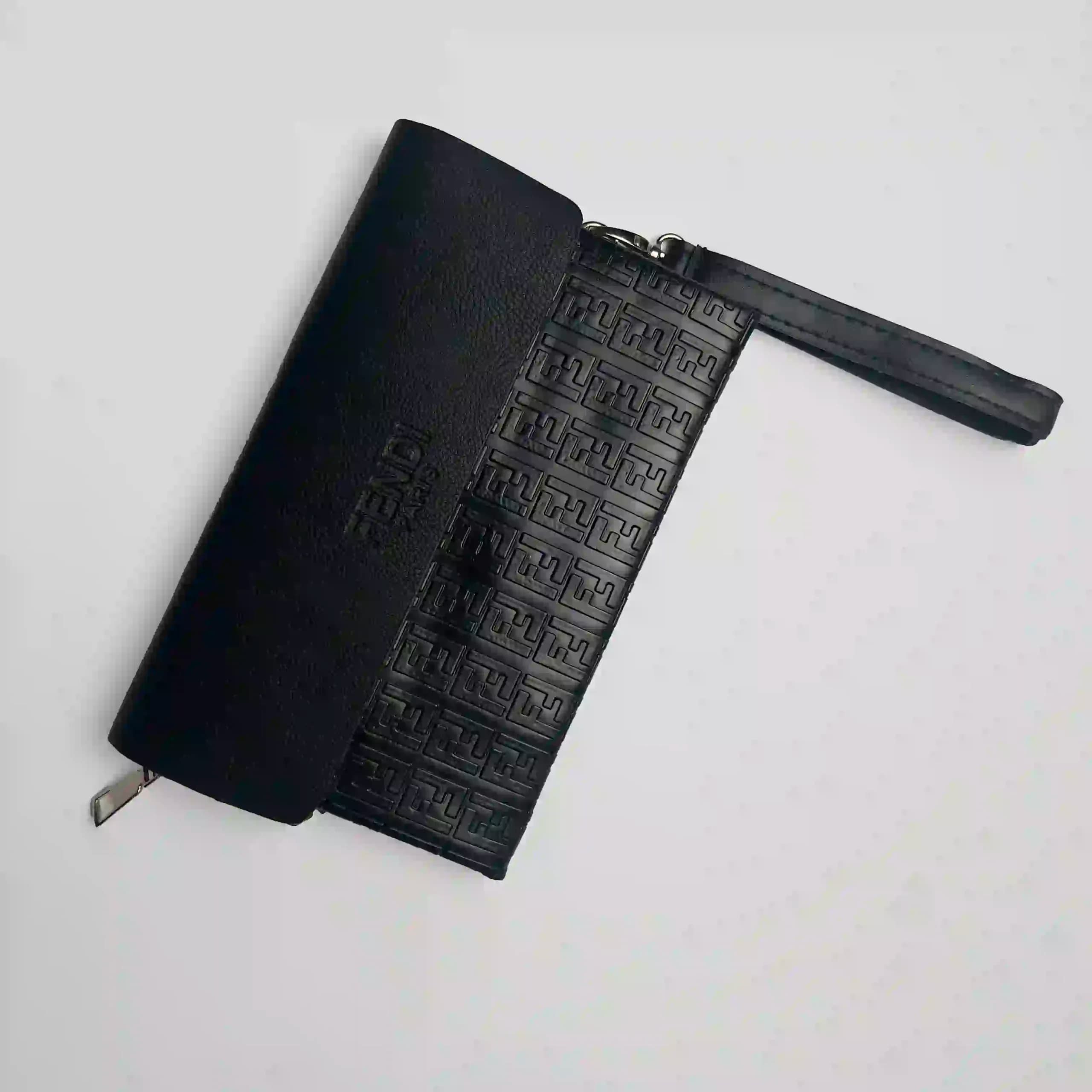 کیف پاسپورتی مگنتی فندی KD05
