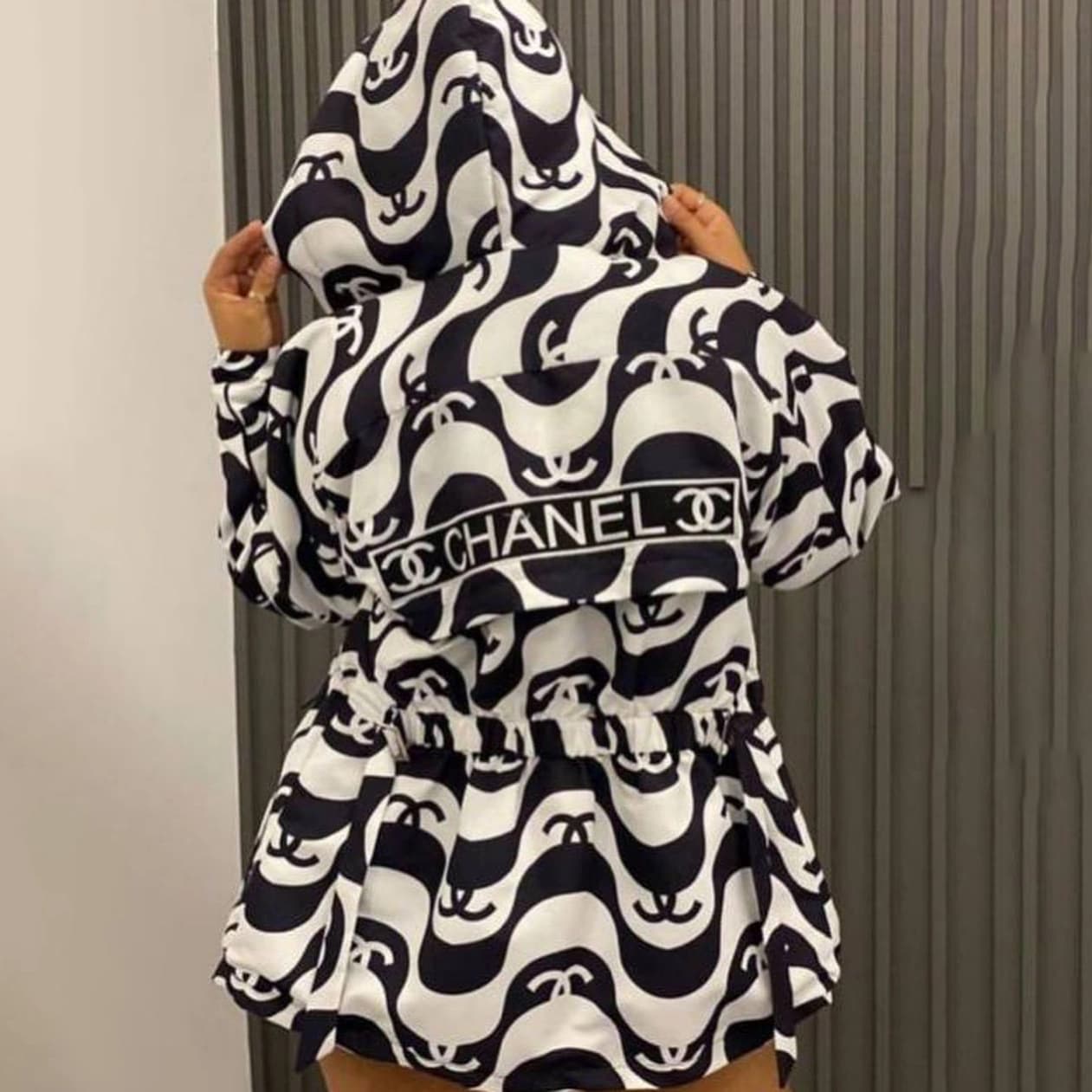 سویشرت زنانه طرح چنل کدDZ02