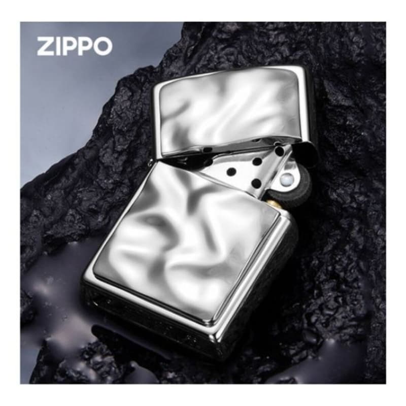 فندک Zippo (زیپو) موج کروم مدل Wave Chrome | فندک فلزی با طراحی موجی شکل | فندک اصلی با سطح کروم براق | فندک قابل پر کردن مجدد | مناسب برای استفاده روزمره و مجموعهداری — تصویر ۳